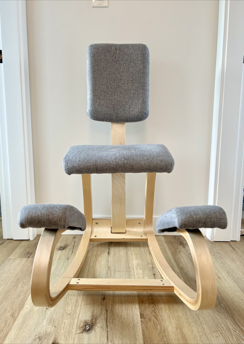 Ergonomic Kneeling Chair with Backrest - photo 3