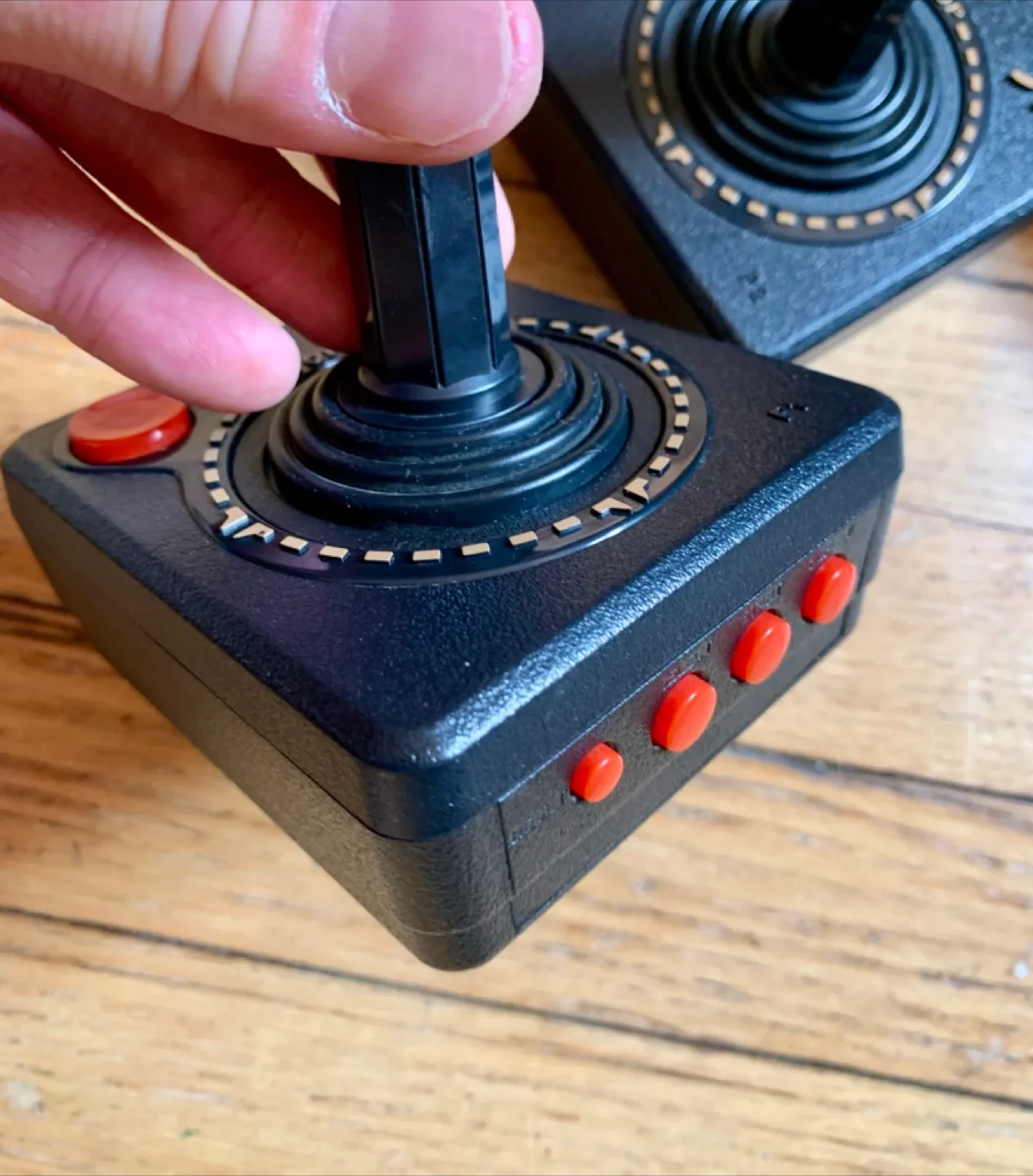 Atari Flashback 8 Gold - excellent condition image indicator(2)