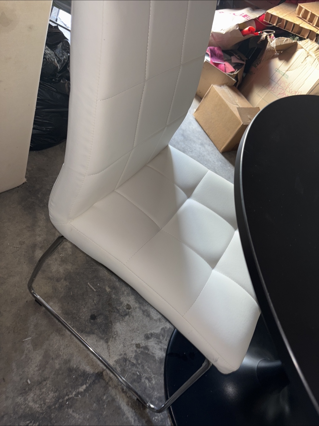 IKEA Docksta table and 2 chairs - photo 3
