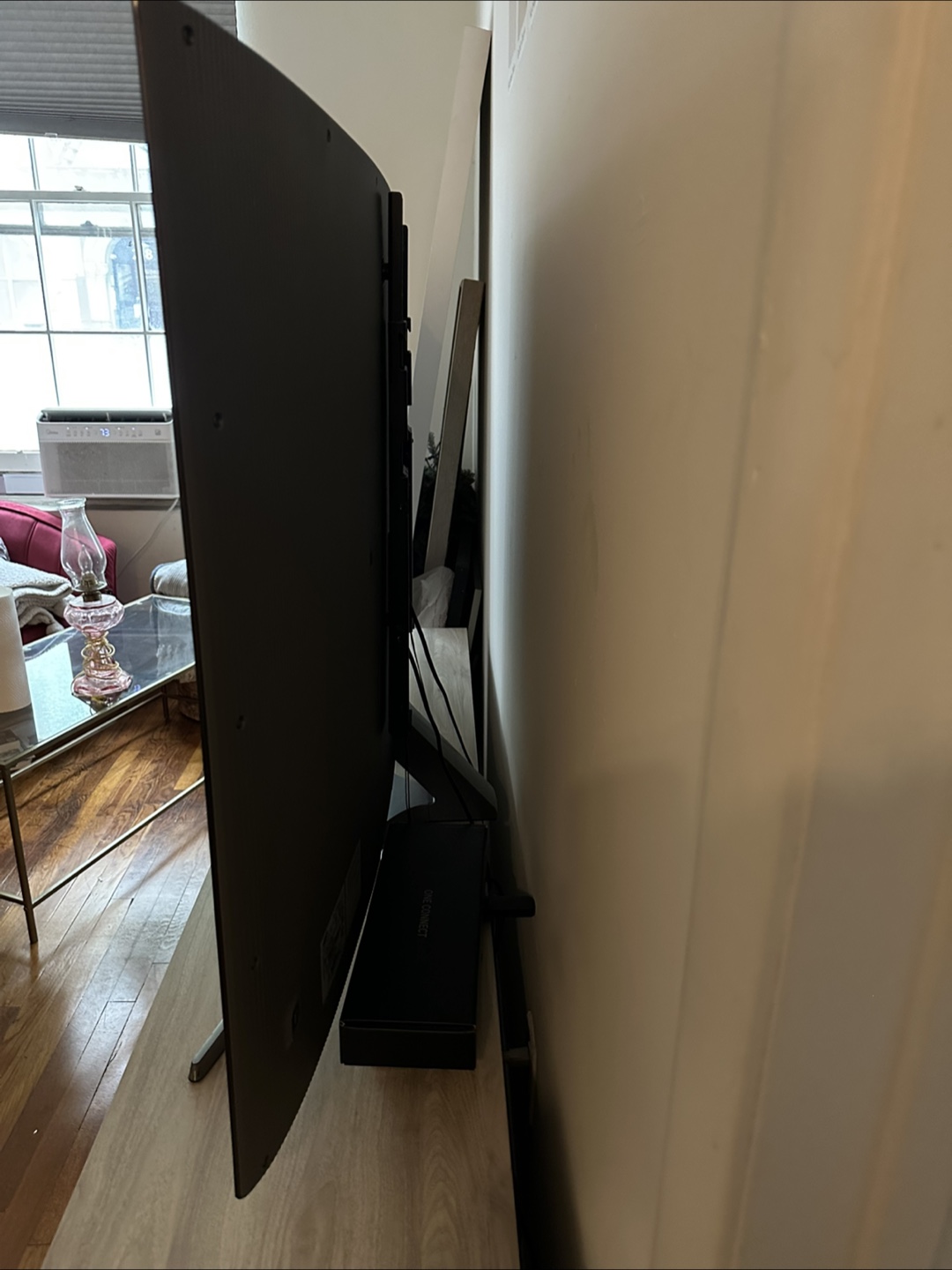 Samsung 65” Curved SUHD 4K Smart TV - photo 3