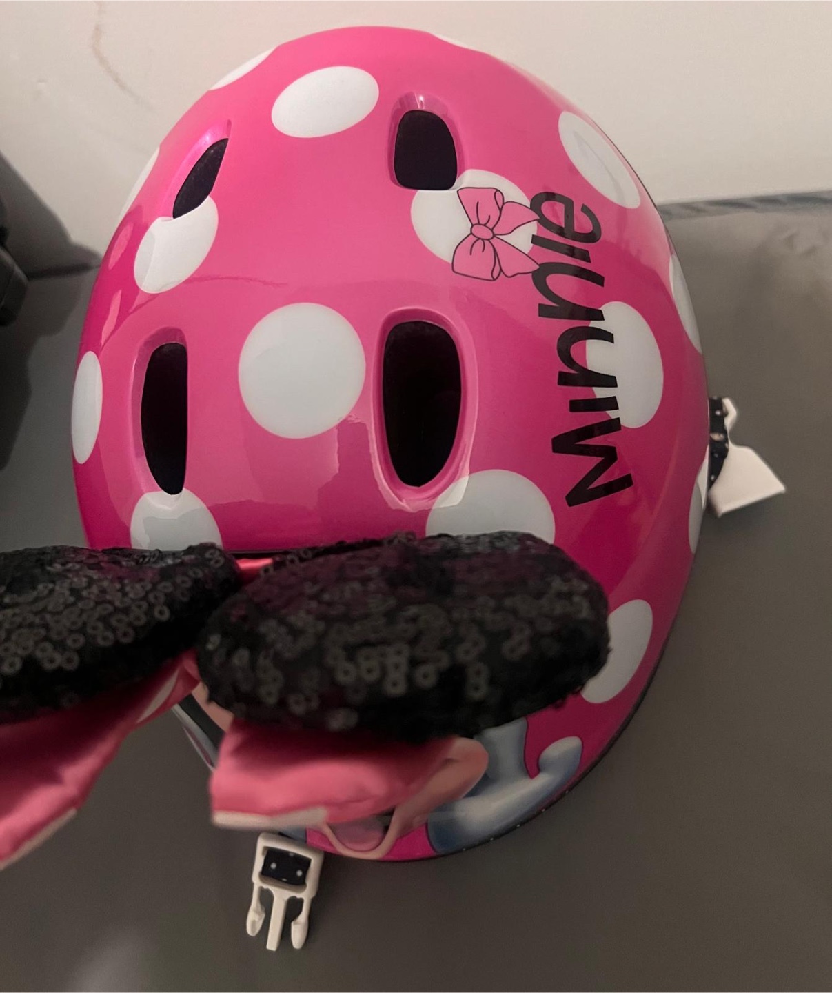 Minnie Mouse Bike Helmet - photo 2