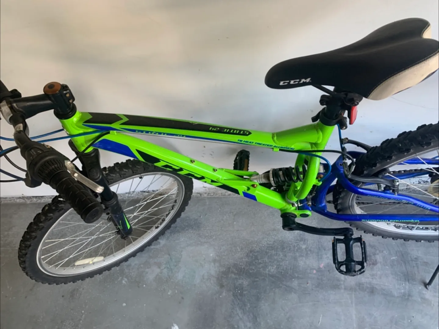 CCM Mountain Bike like new image indicator(3)