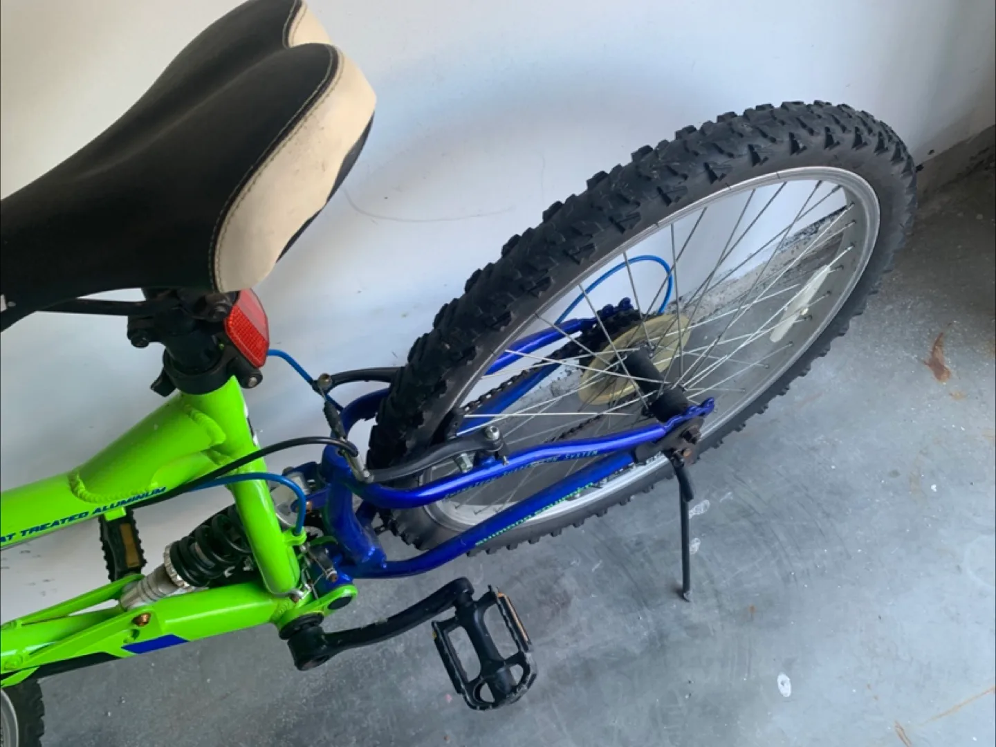 CCM Mountain Bike like new image indicator(2)