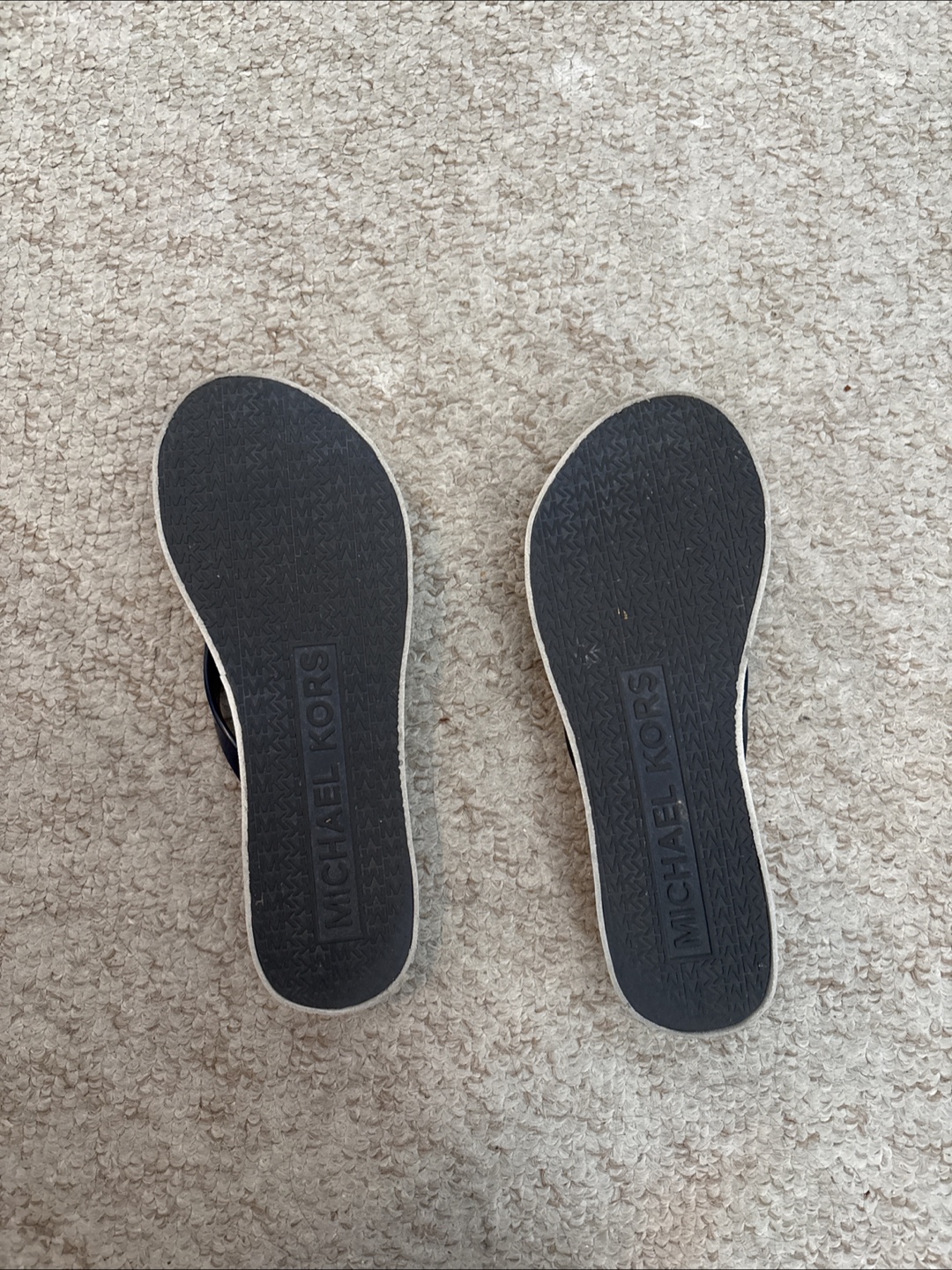 Michael Kors Flip Flops - photo 2