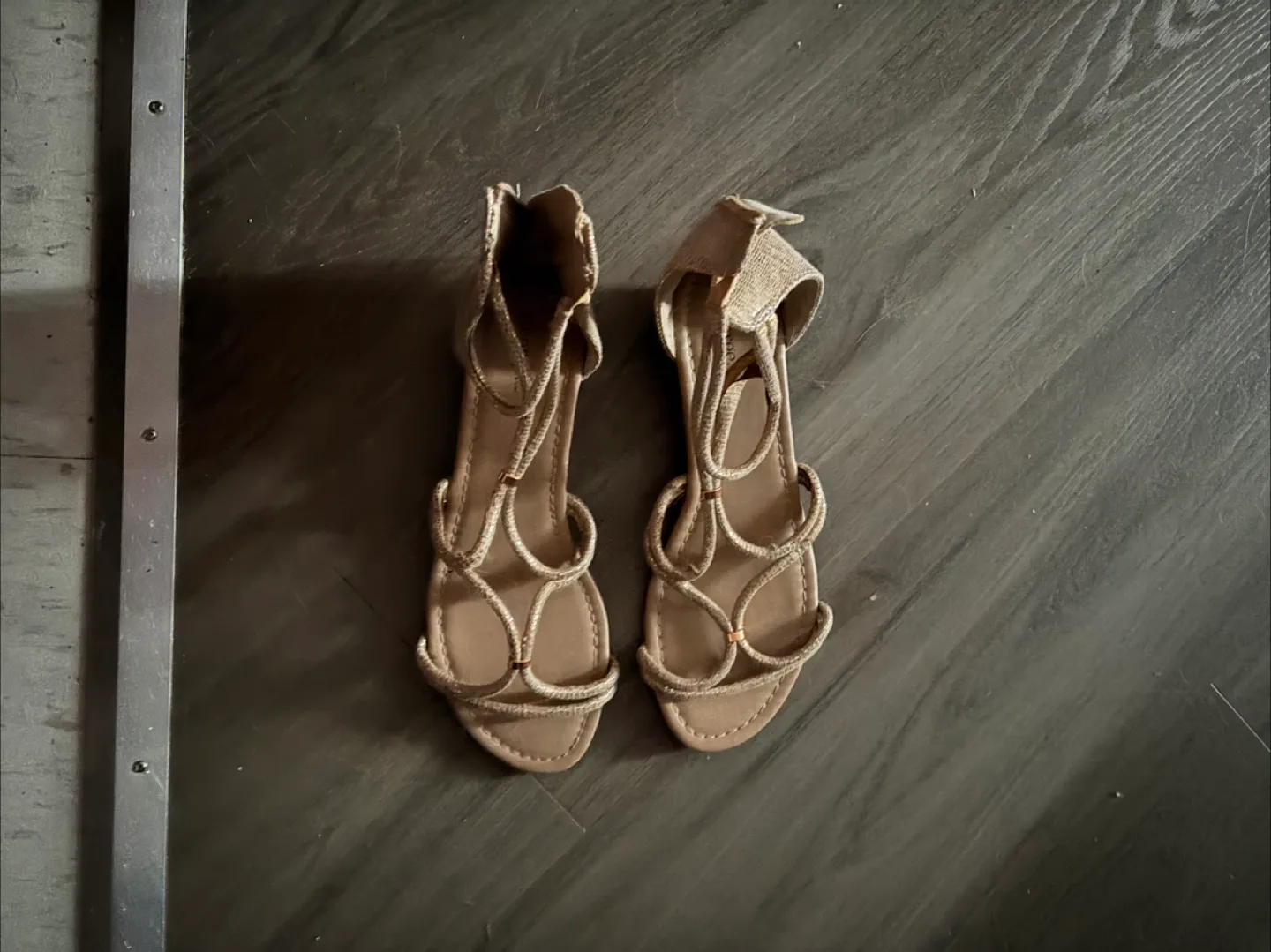 Tan Gladiator Sandals image indicator(2)