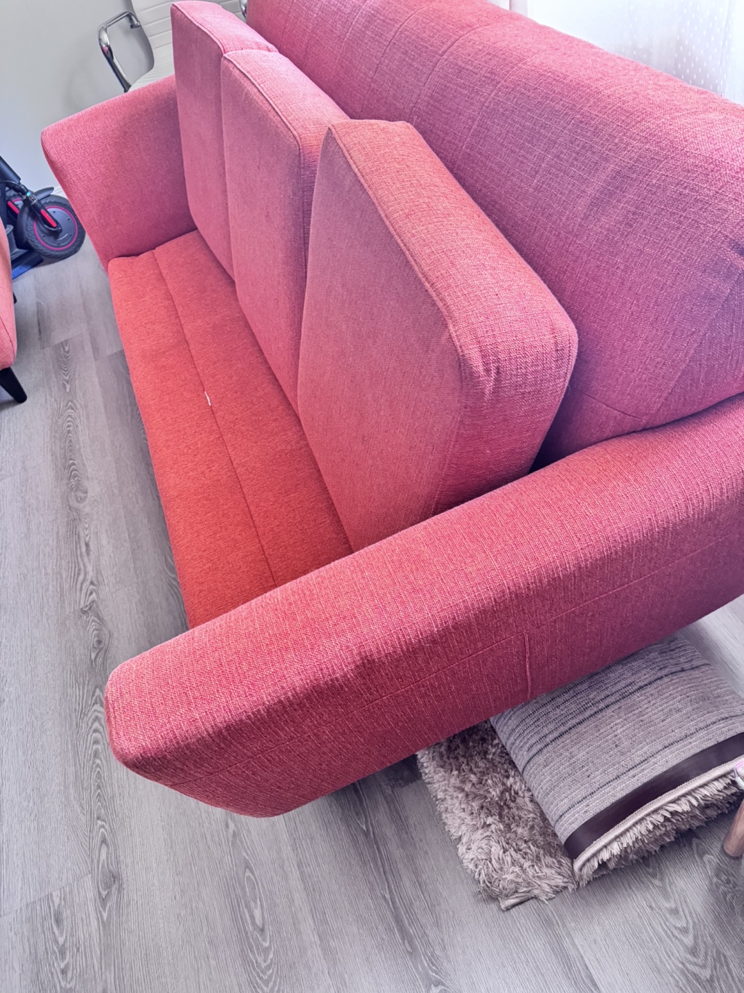 Couch - photo 4