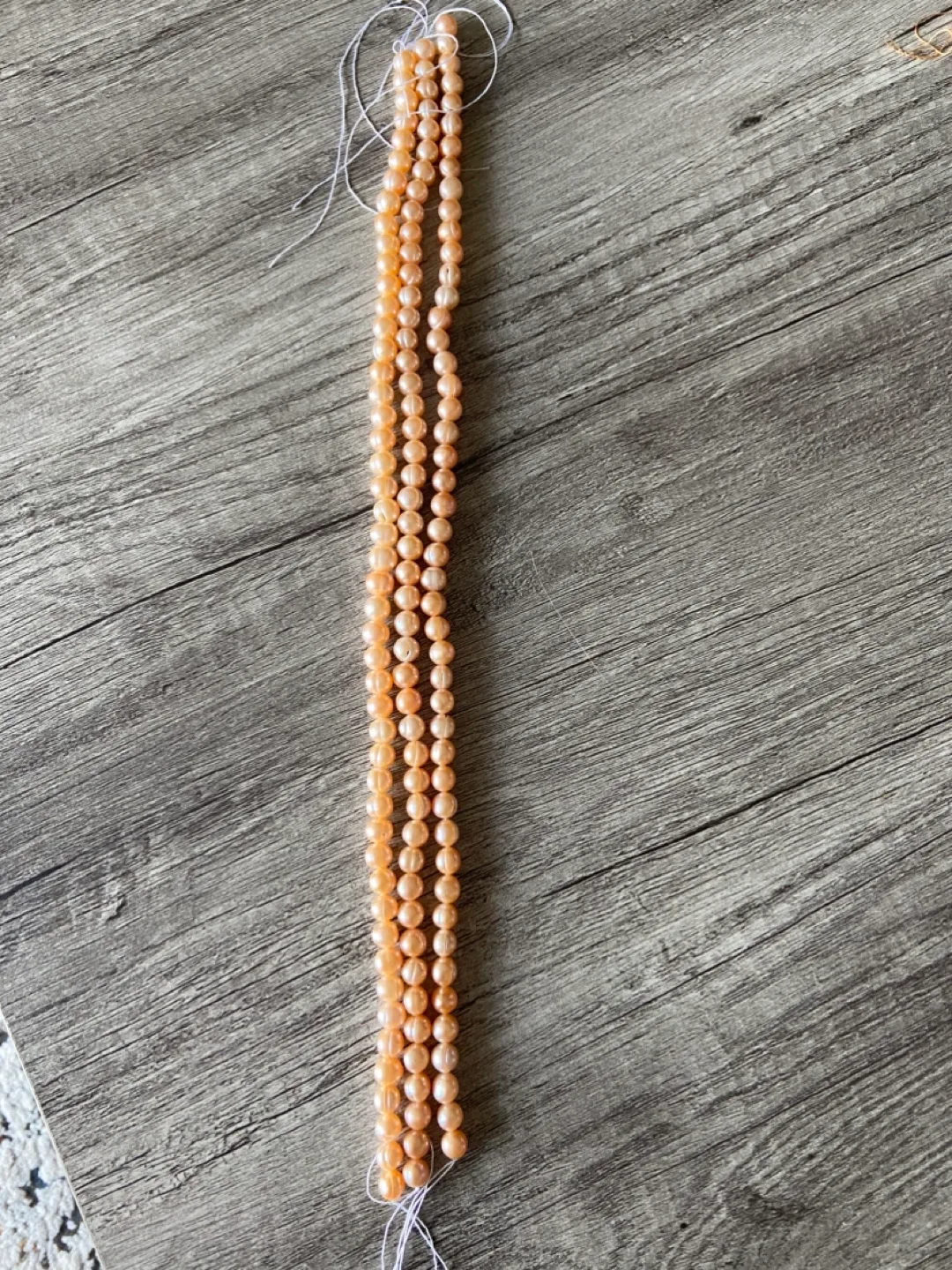 Peach-Coloured Pearl Bead Strands thumbnail