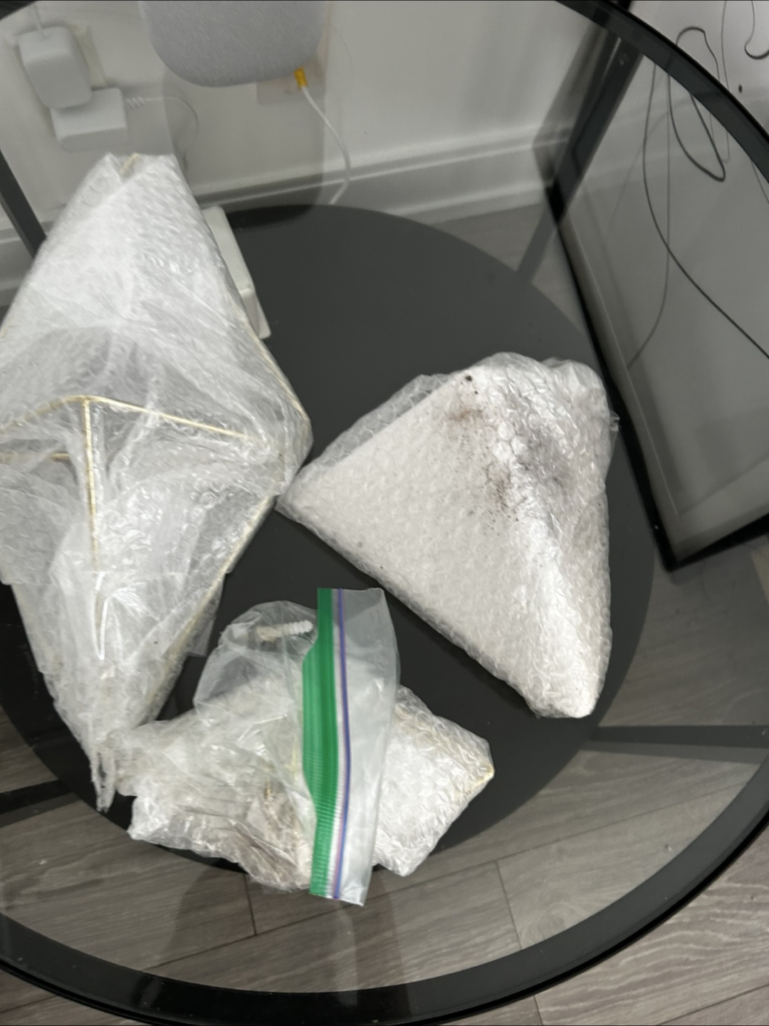 Umbra planters (one big + 2 small) - photo 3