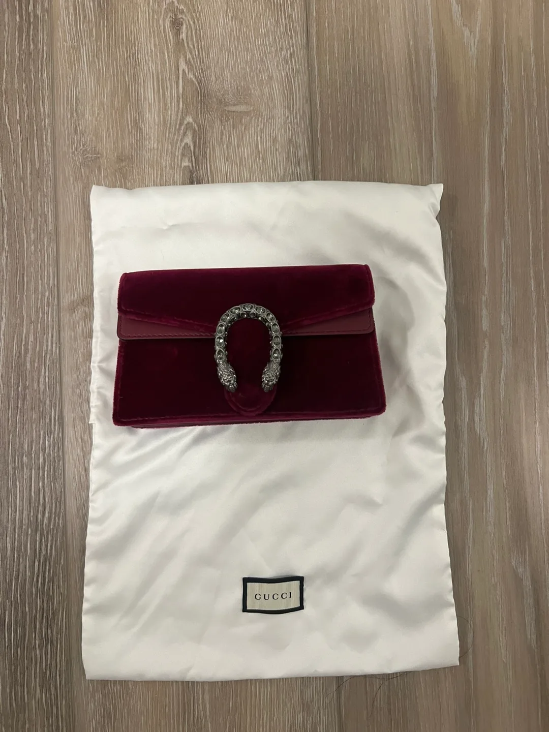 Gucci Dionysus Velvet Shoulder Bag Mini image indicator(6)