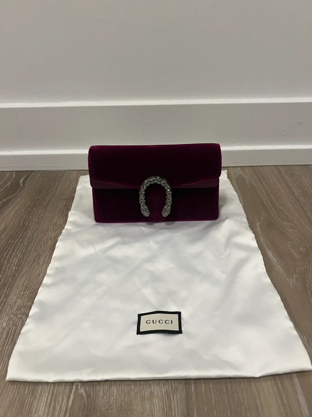 Gucci Dionysus Velvet Shoulder Bag Mini image indicator(8)
