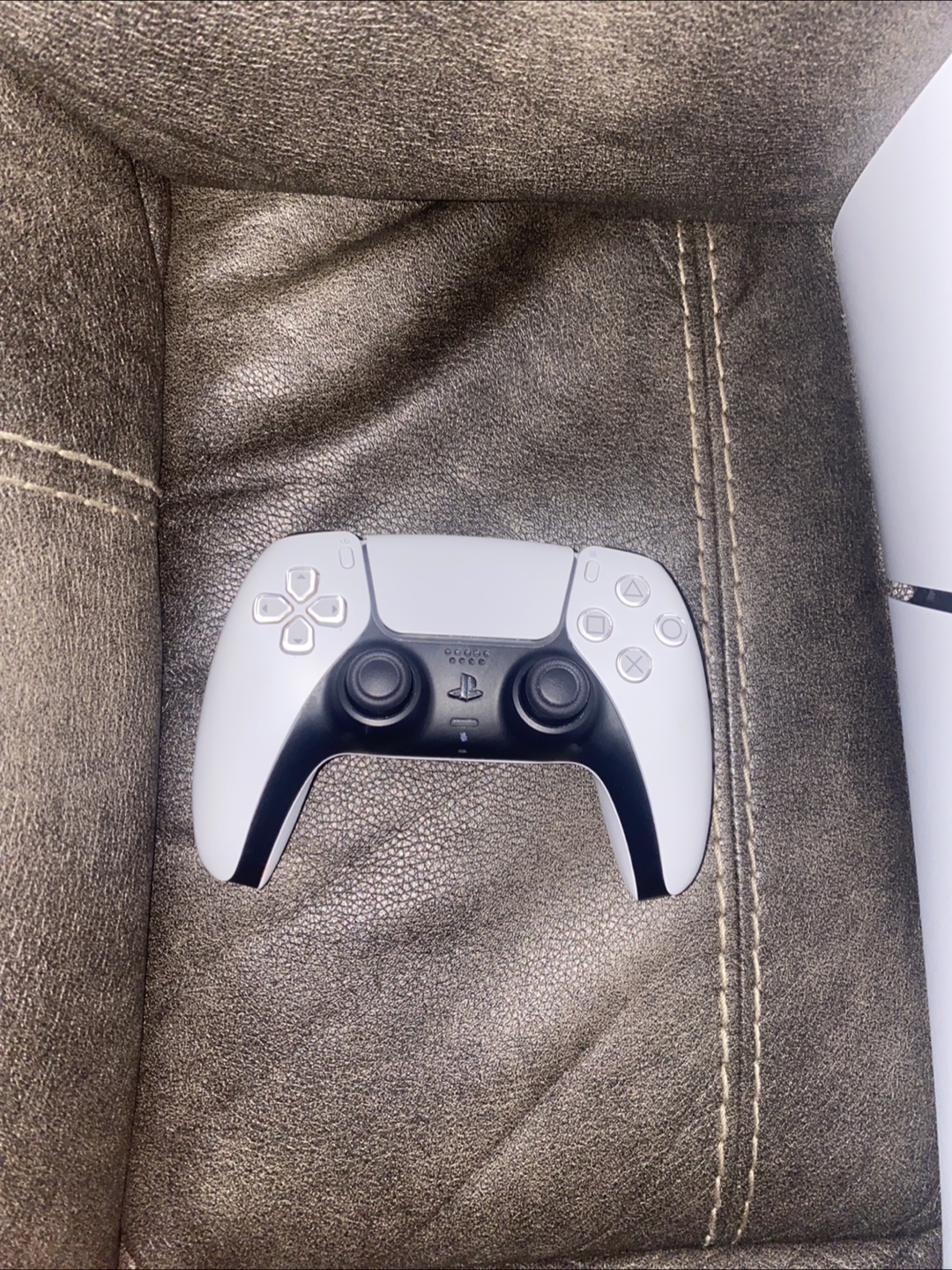 PlayStation 5 Console and Controller - photo 2