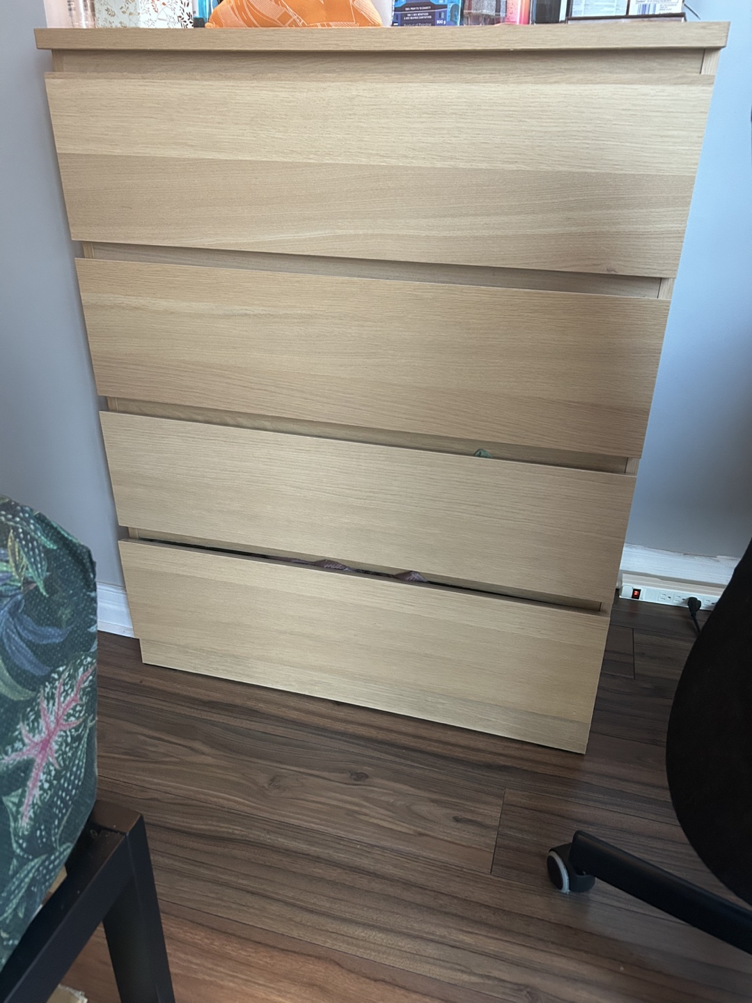Wooden 4-Drawer Chest of drawers