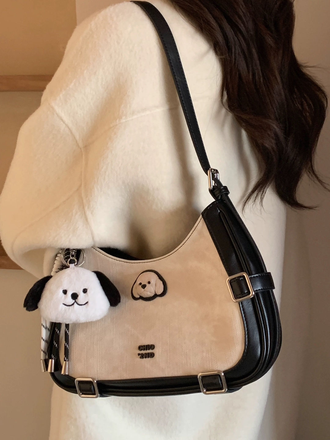 Chio'2nd Puppy Shoulder Bag
