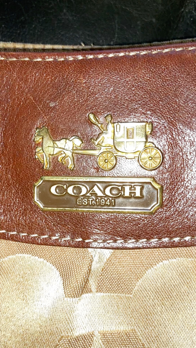 Coach Shoulder Bag - photo 2