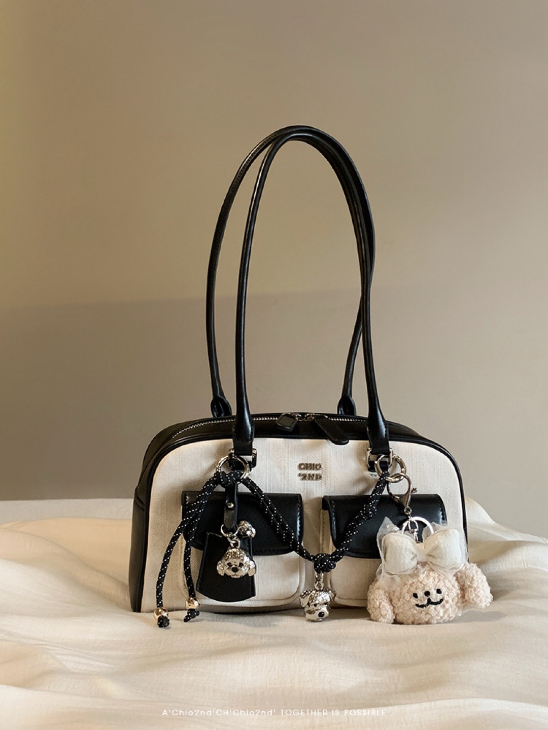 Chio'2nd Puppy Chubby Bag