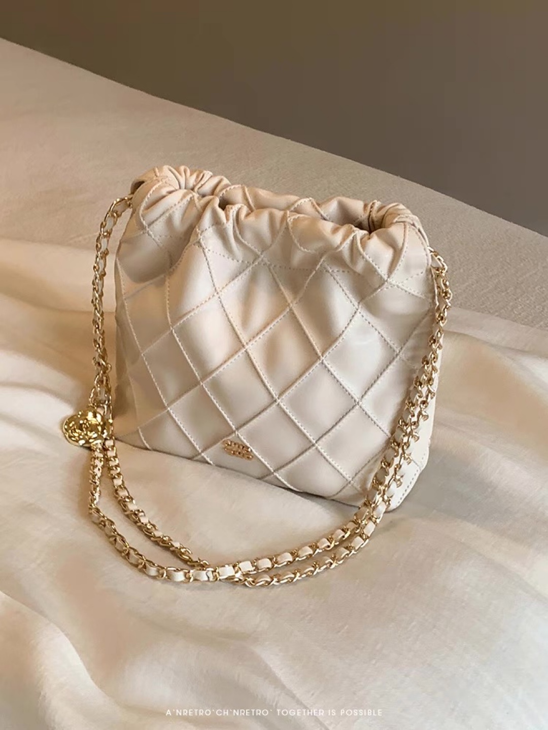 Chio'2nd Classic Chain Bag