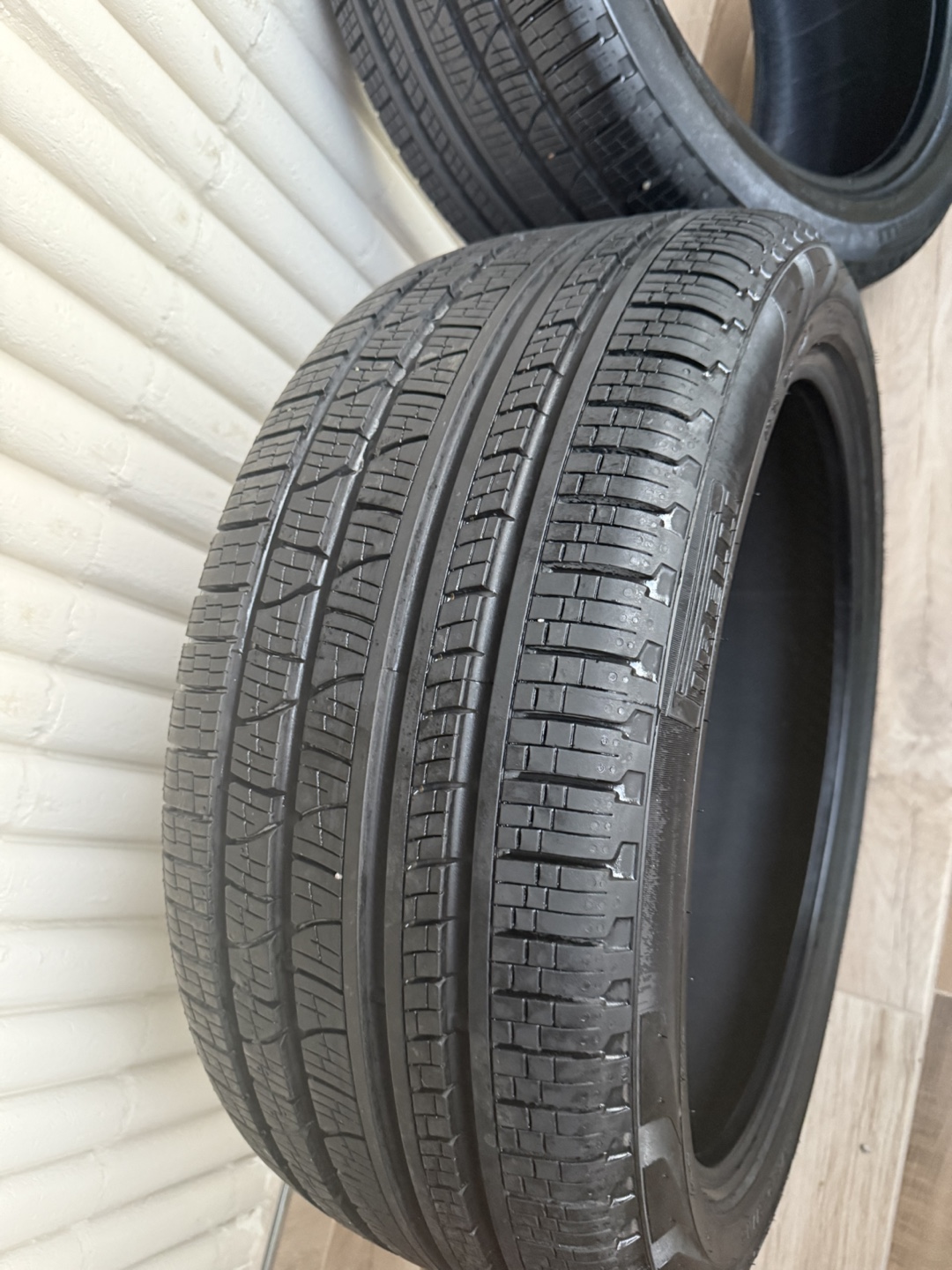 Two Pirelli Scorpion Verde All Season 275/40 R21 V Tires - photo 3