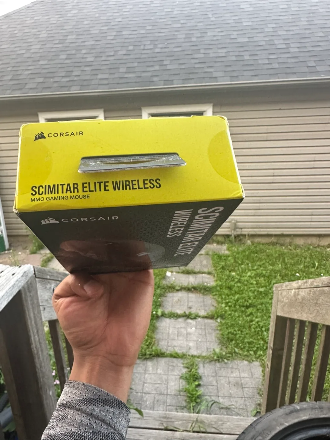 Corsair Scimitar Elite Wireless Gaming Mouse image indicator(4)