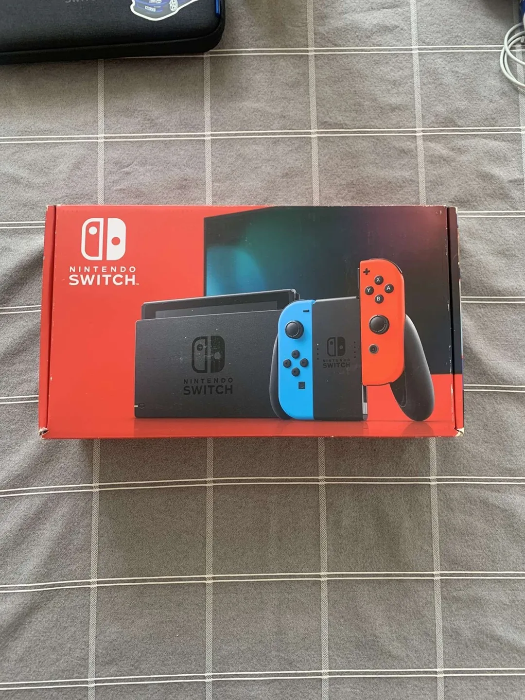 Nintendo Switch (Has Stick Drift) image indicator(3)