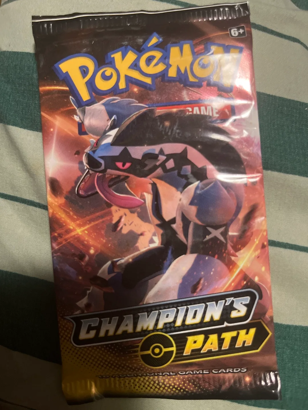 Champion's Path Pokémon booster pack thumbnail
