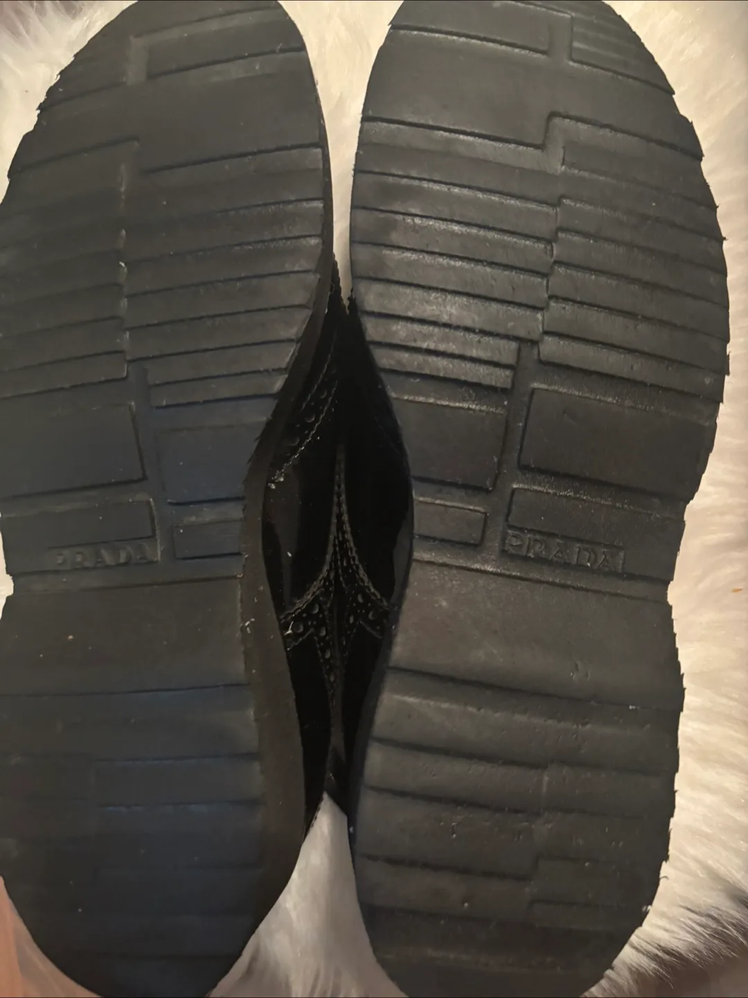 Prada Black Patent Leather Oxford Shoes image indicator(3)