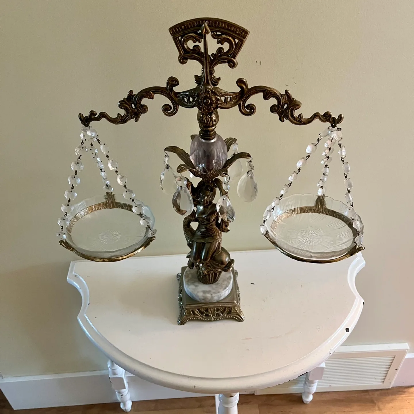 Hollywood Regency Scales of Justice thumbnail