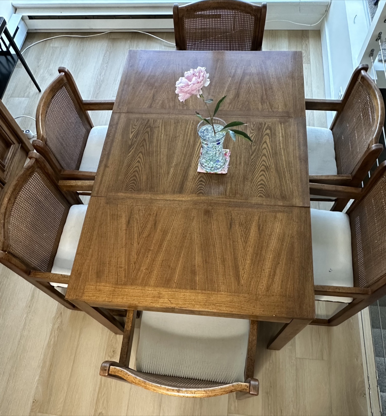 Complete Dining Room Suite!