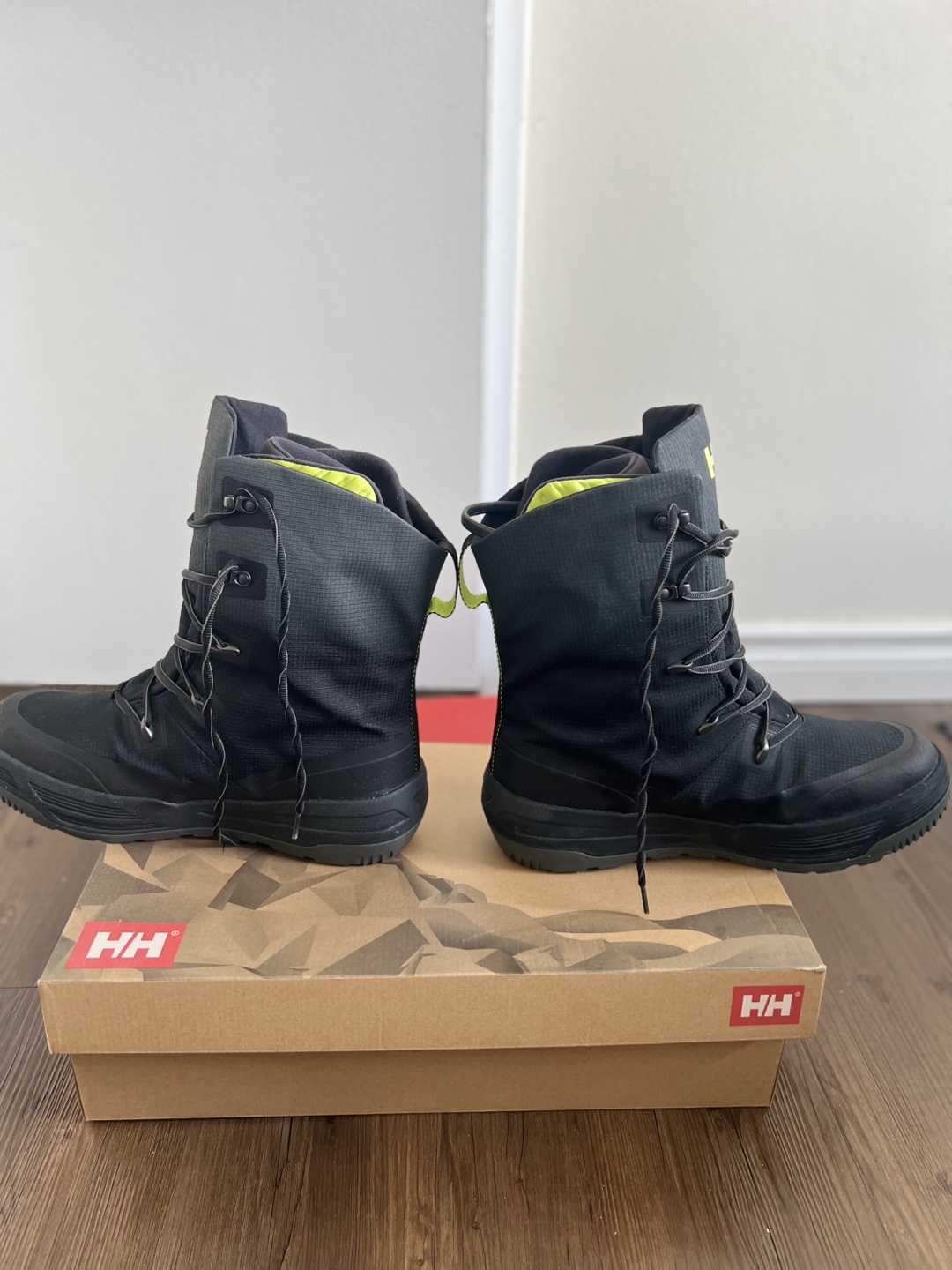 Helly Hansen Black Winter Boots - photo 5