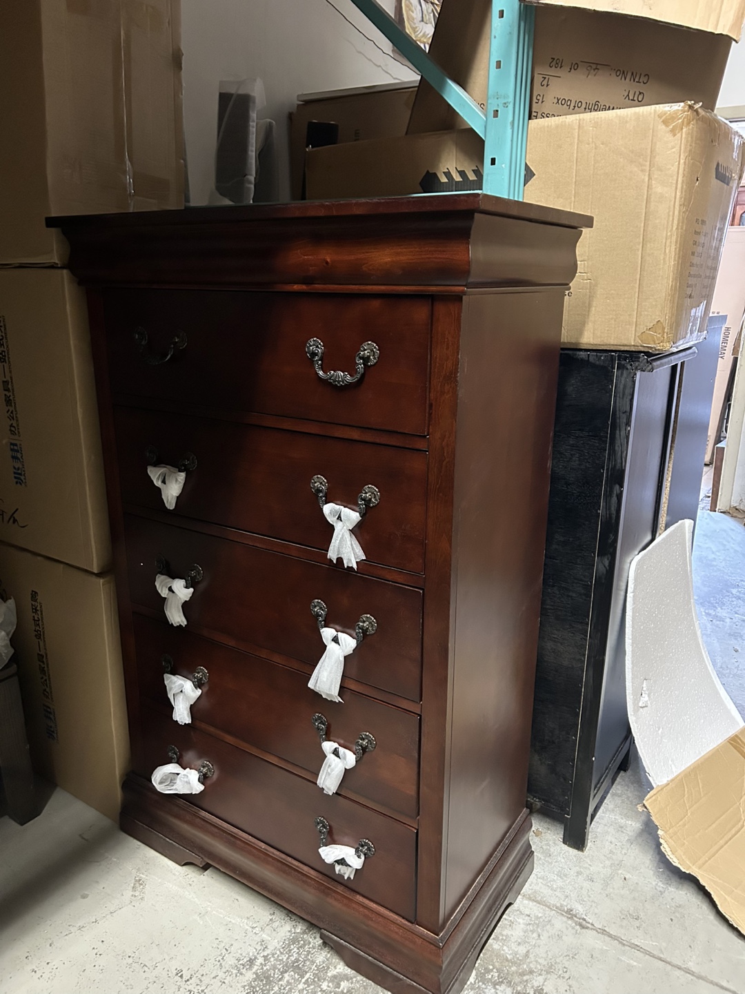 Closing sale-Wooden Dresser with 5 Drawers