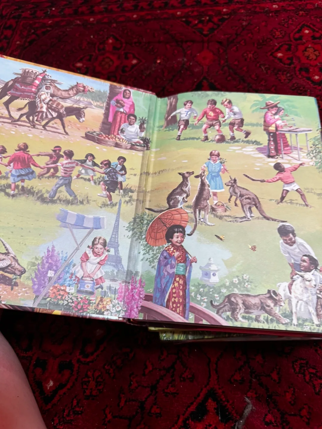 Uncle Arthur's Bedtime Stories Collection image indicator(2)