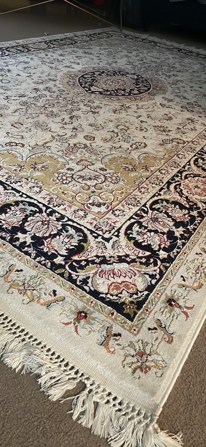 Beautiful Turkish Carpet - photo 3
