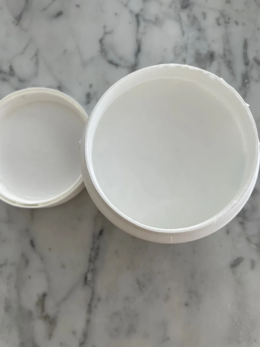 CeraVe Moisturizing Cream image indicator(2)