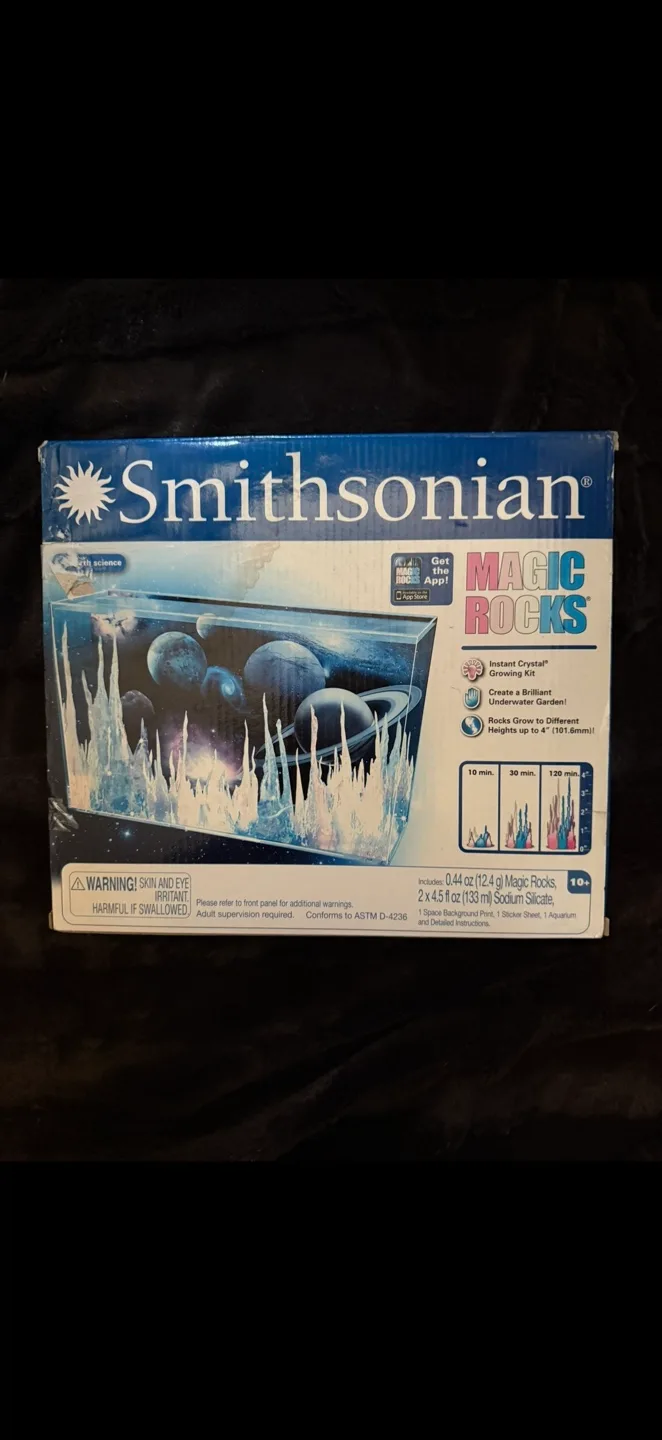 Smithsonian Magic Rocks Growing Kit image indicator(2)