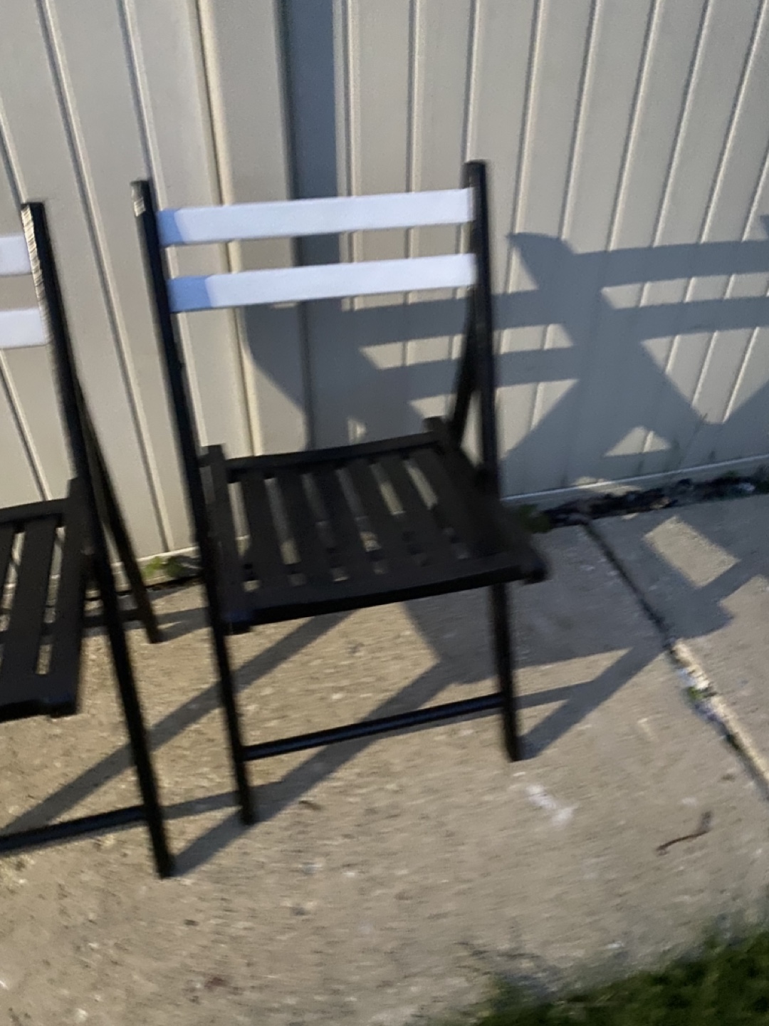 Black and White Folding Chairs - Set of 2 - photo 2