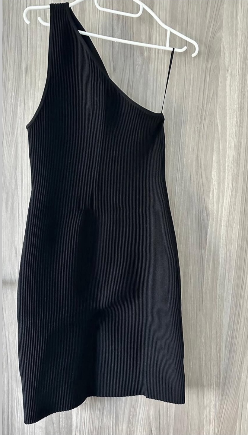 One-Shoulder Bodycon Dress - photo 3