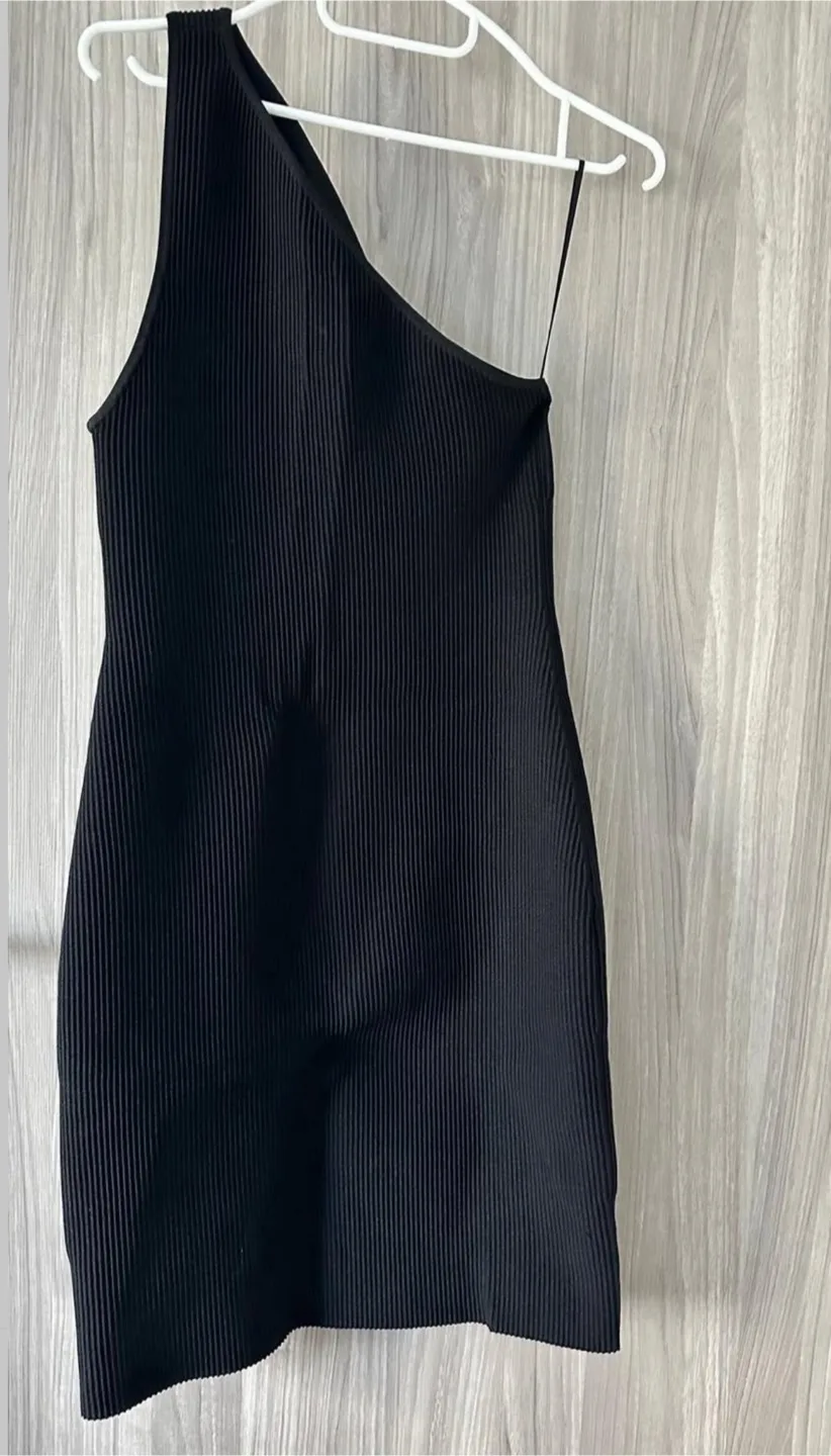 One-Shoulder Bodycon Dress image indicator(3)