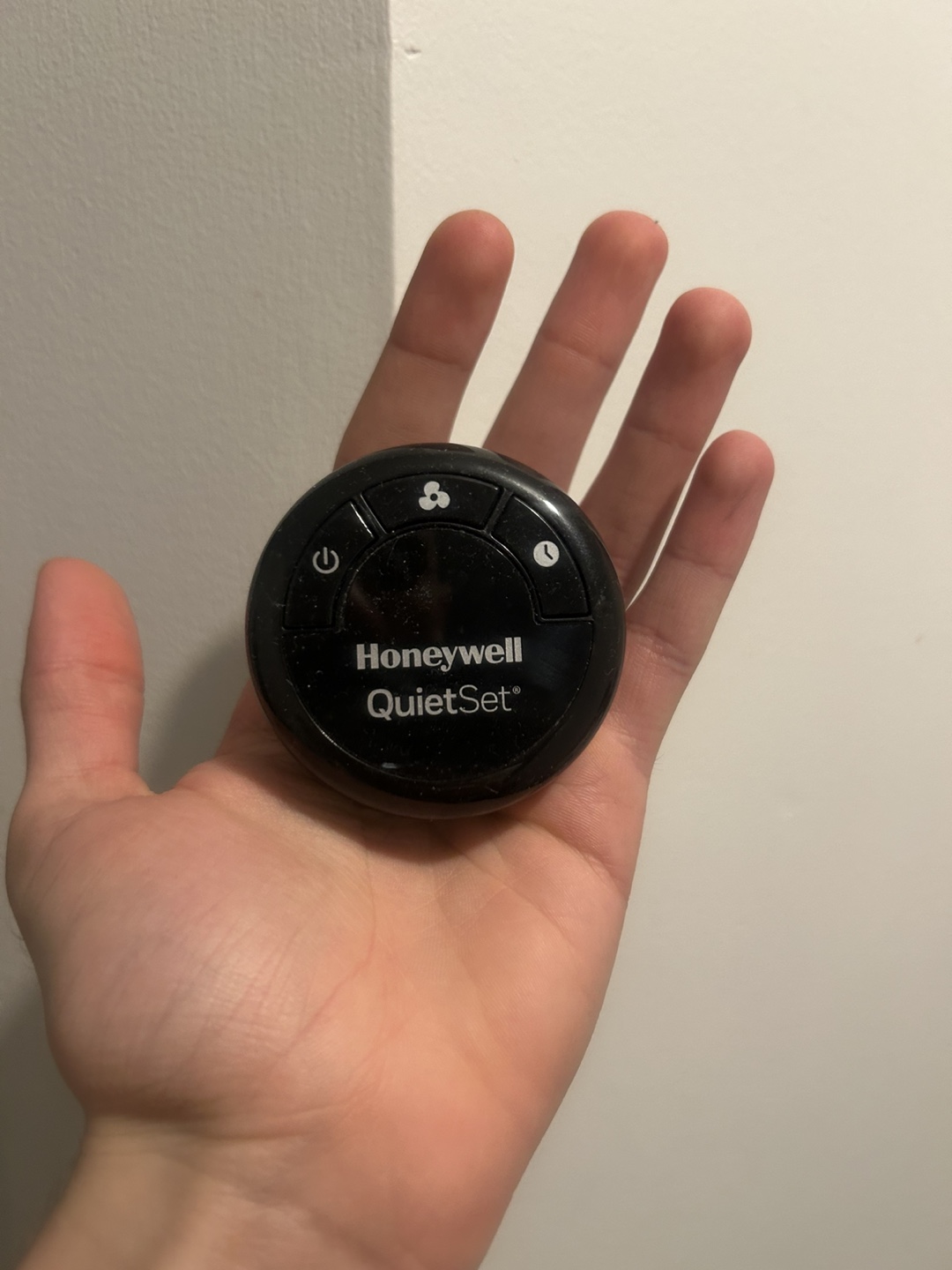 Honeywell QuietSet Stand Fan 💚 - photo 2