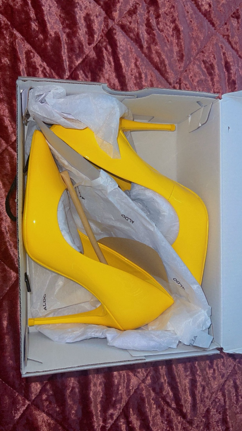 Bright Yellow Heels - photo 2