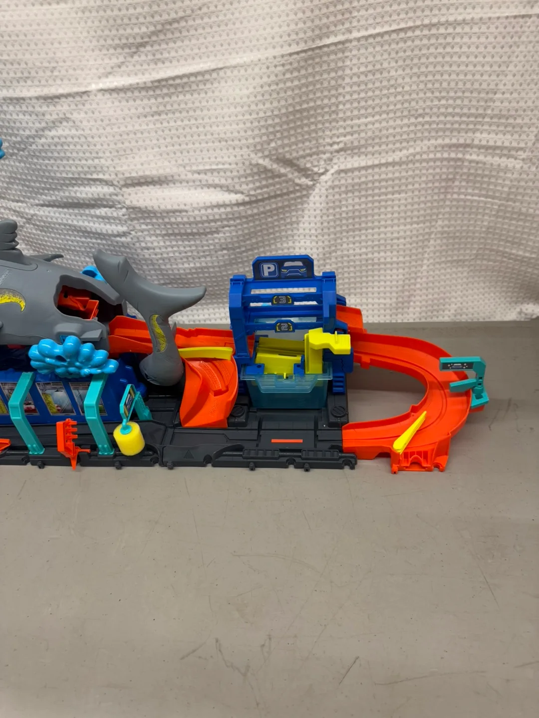 Hot Wheels City Toy Car Track Set image indicator(6)