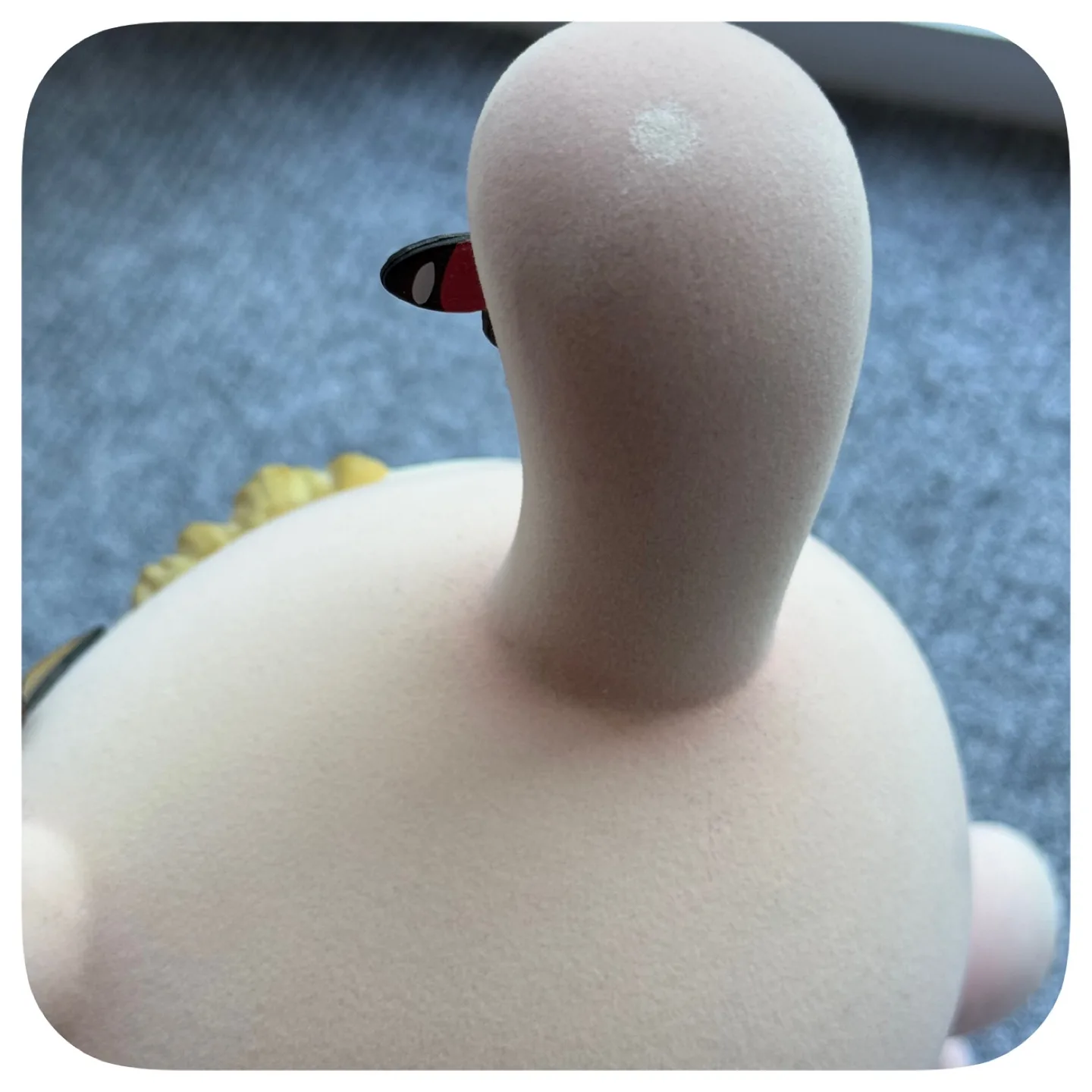 MAB GRAVES 8-INCH DUNNY BY KIDROBOT - PREOWNED, REFER TO PHOTOS! image indicator(5)