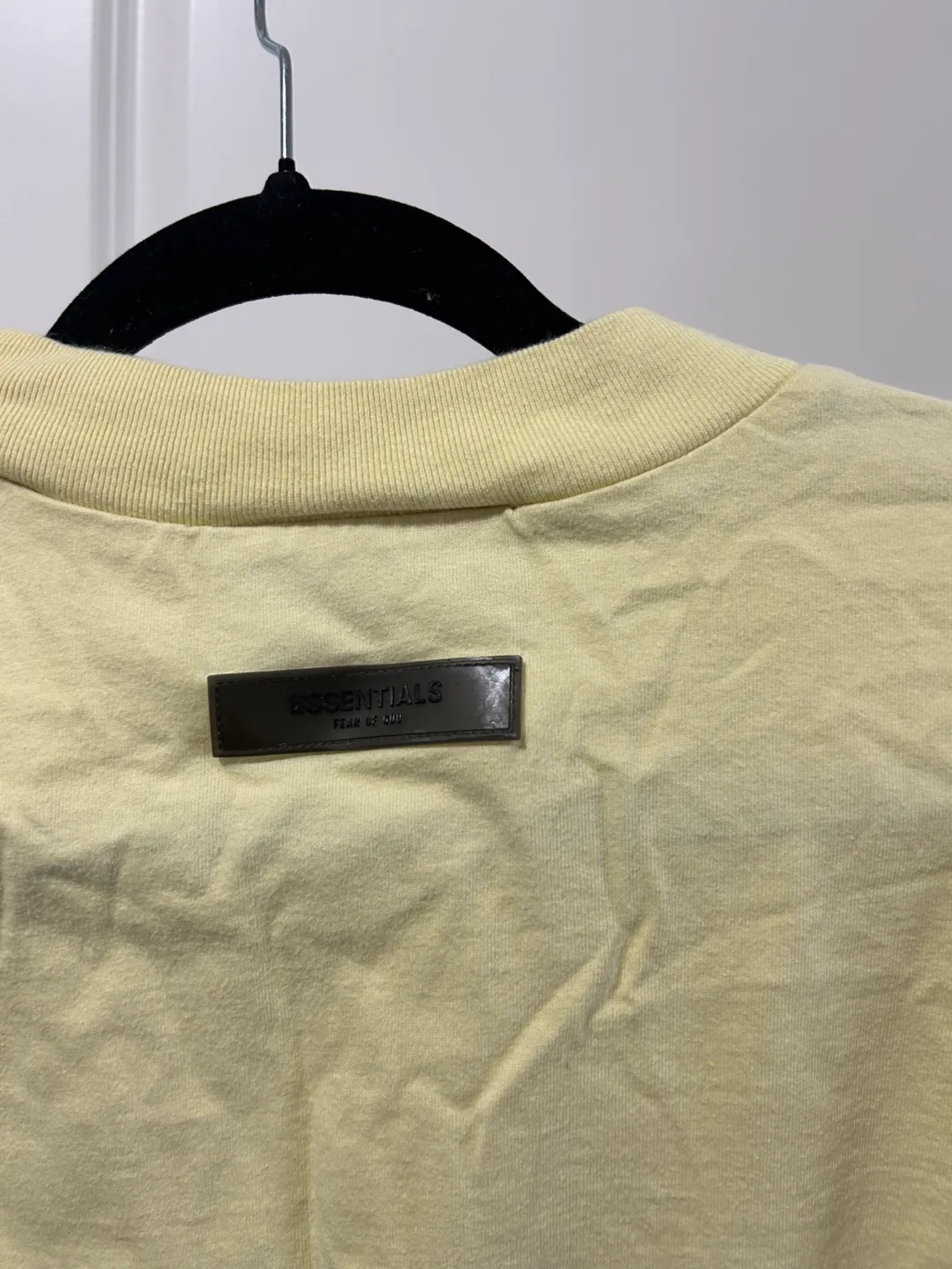 Essentials tee fits women XS (youth14-16) image indicator(2)