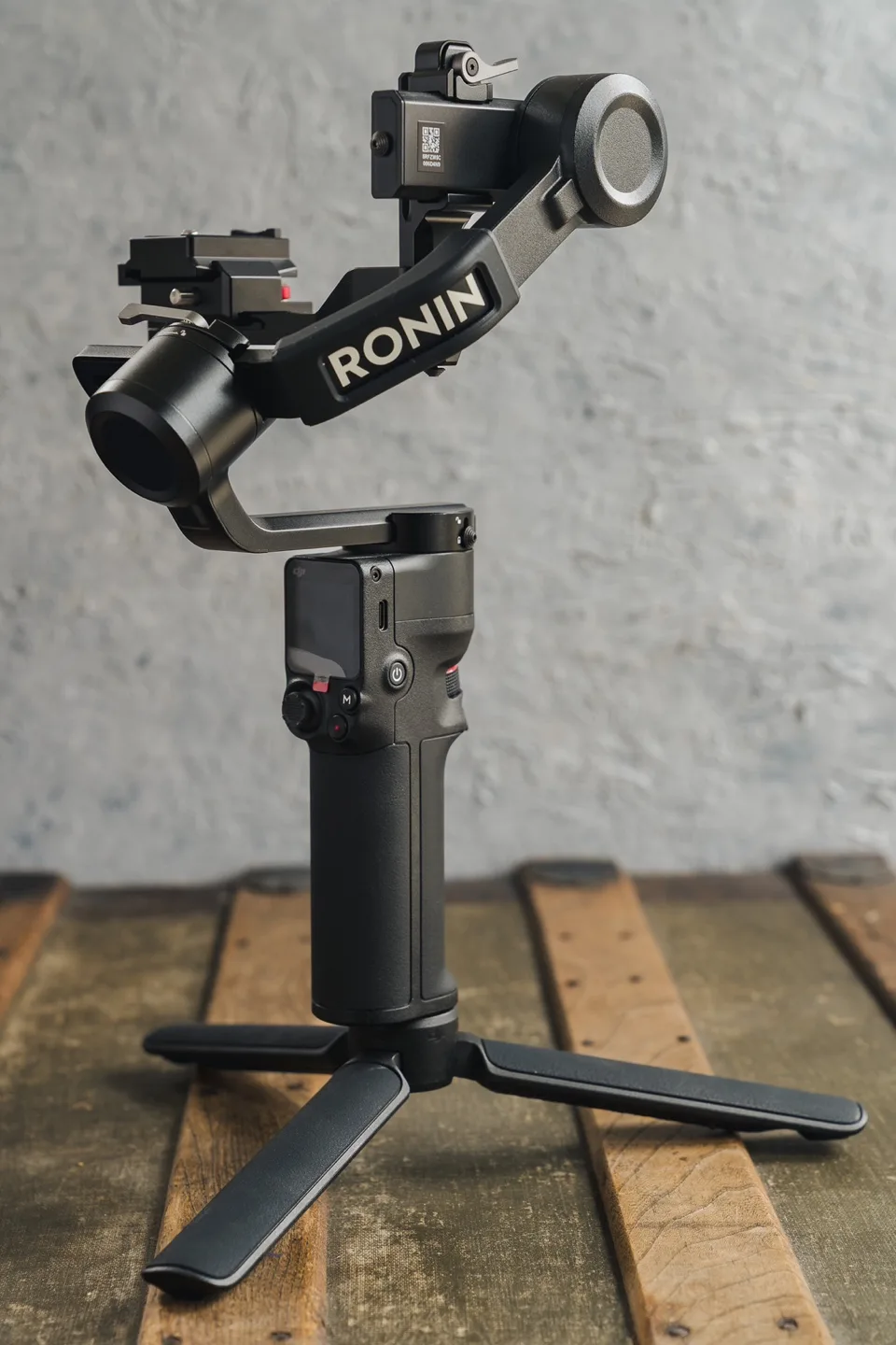 DJI Ronin RS3 Mini Gimbal Stabilizer thumbnail