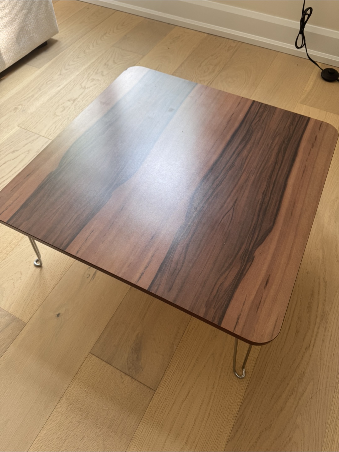 Foldable coffee Table