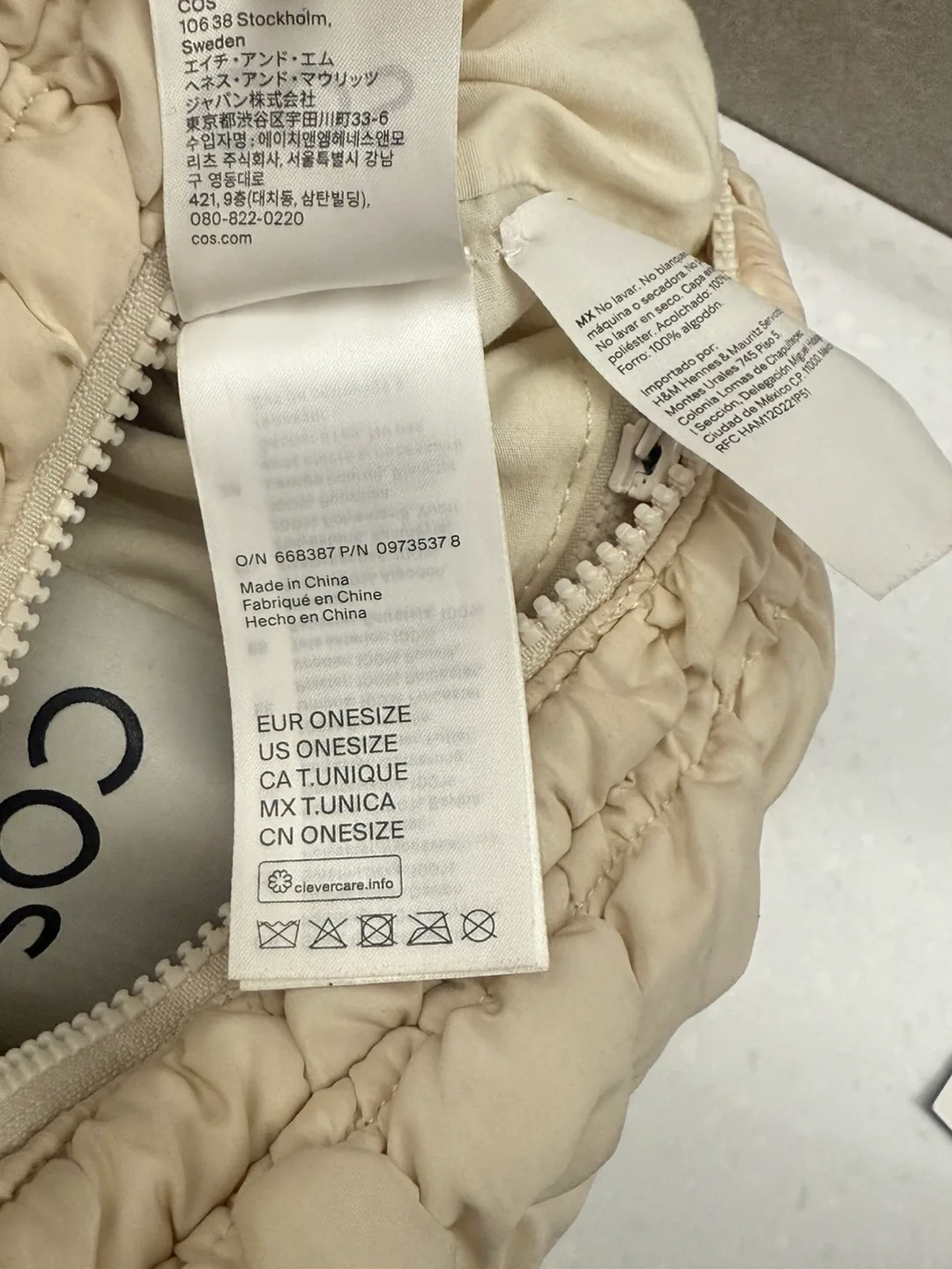 Cream COS Quilted Shoulder Small Bag image indicator(4)