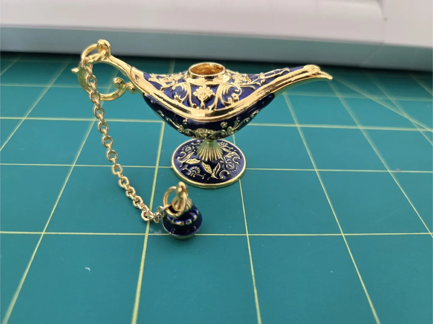 Decorative Genie Lamp image indicator(5)