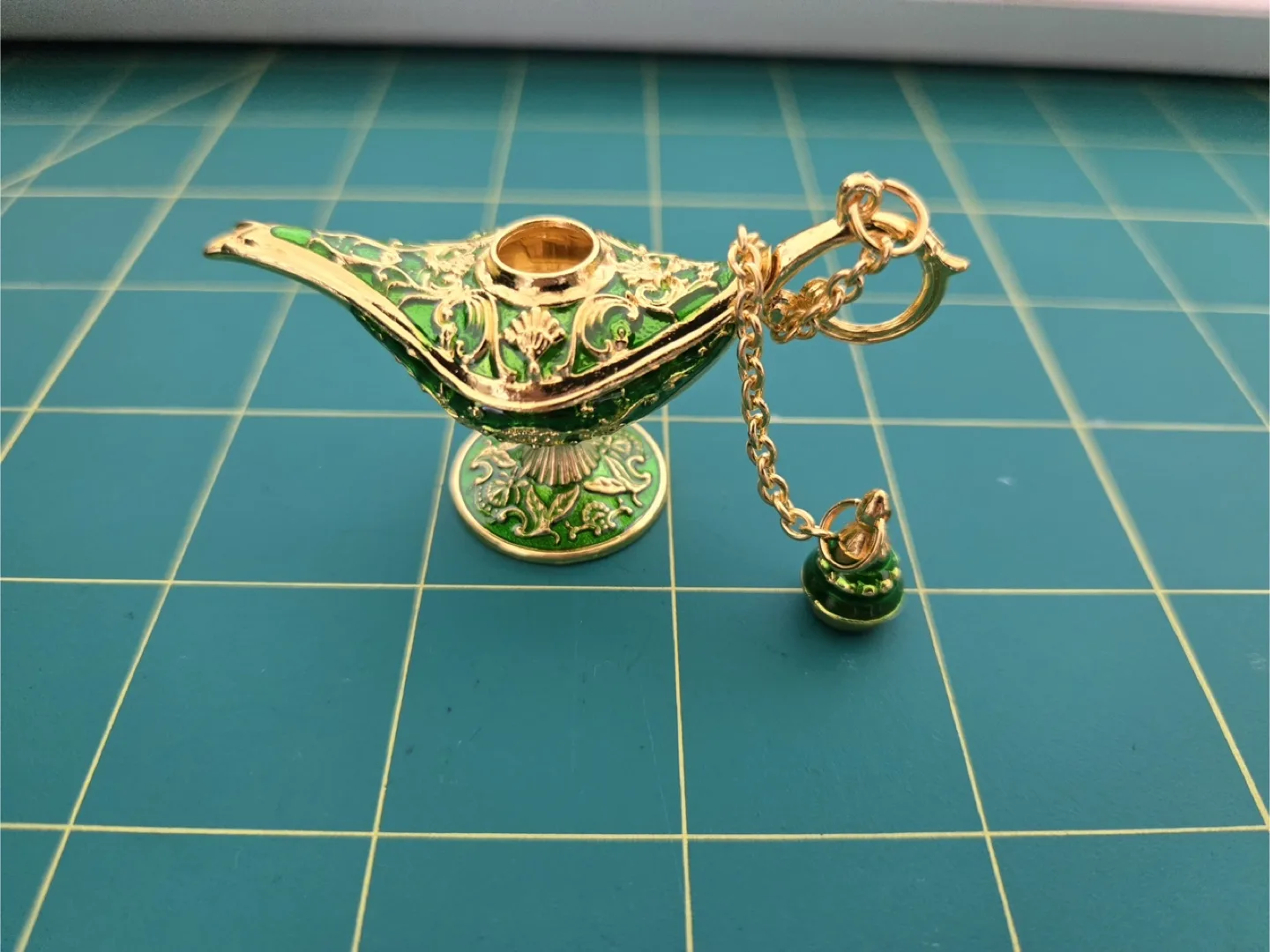 Decorative Genie Lamp image indicator(3)