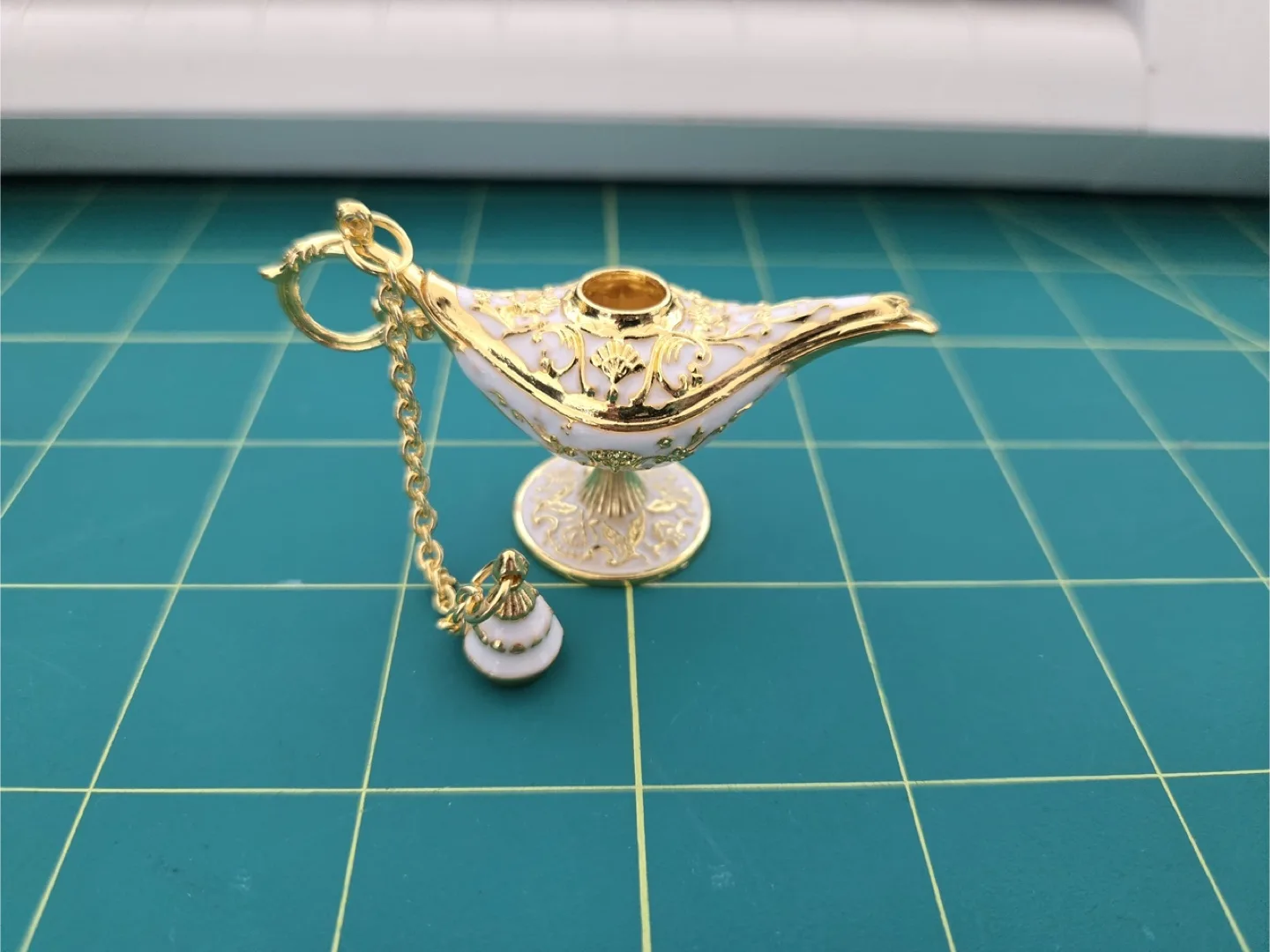 Decorative Genie Lamp image indicator(7)