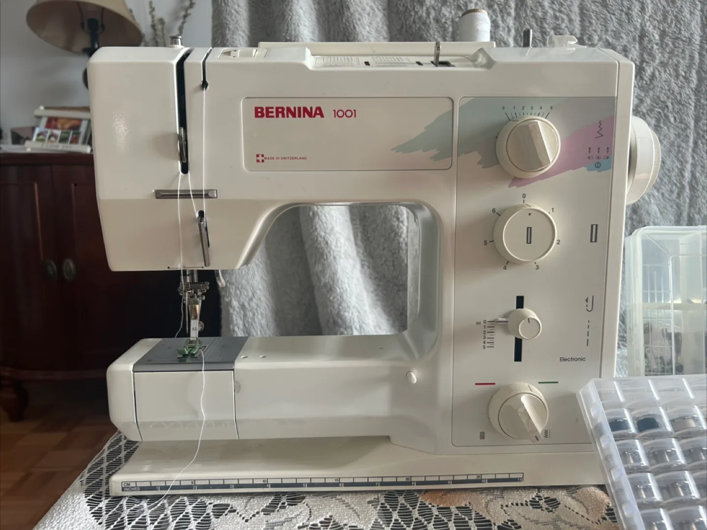 Bernina 1001 Sewing Machine with Accessories thumbnail