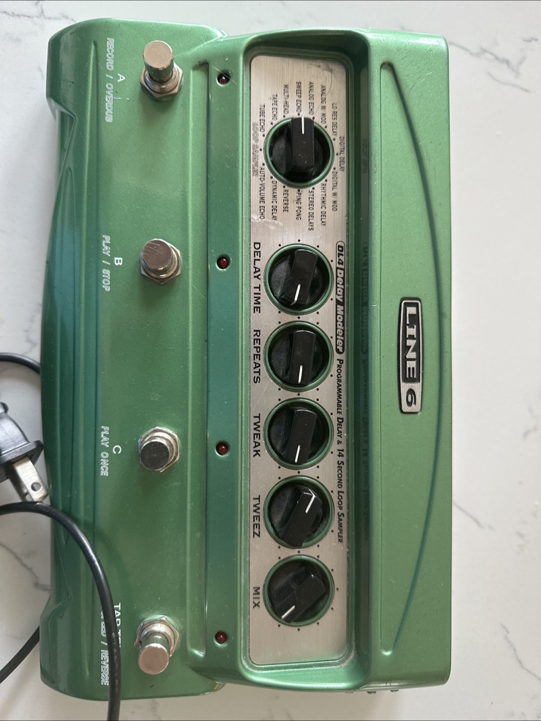 Line 6 DL4 Delay Modeler Pedal Gen 1 - photo 2