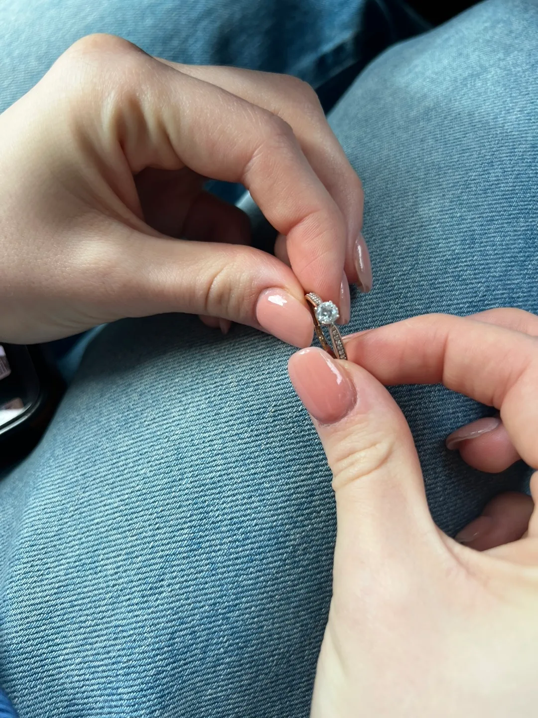 Elegant Diamond Ring - size 6-7 image indicator(4)